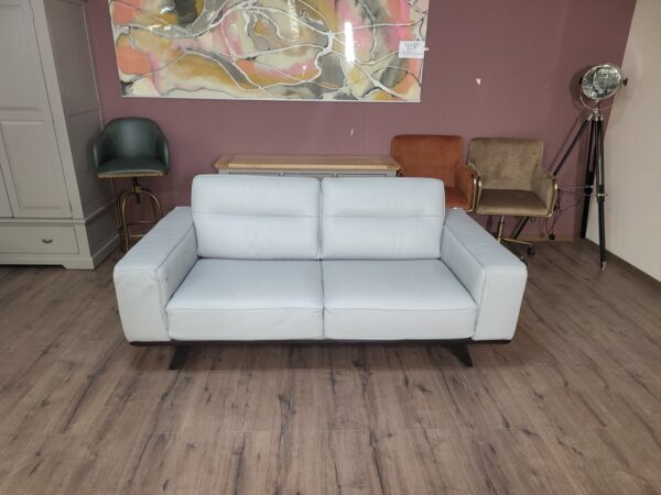 Италиански светло сив кожен диван тройка "NATUZZI"